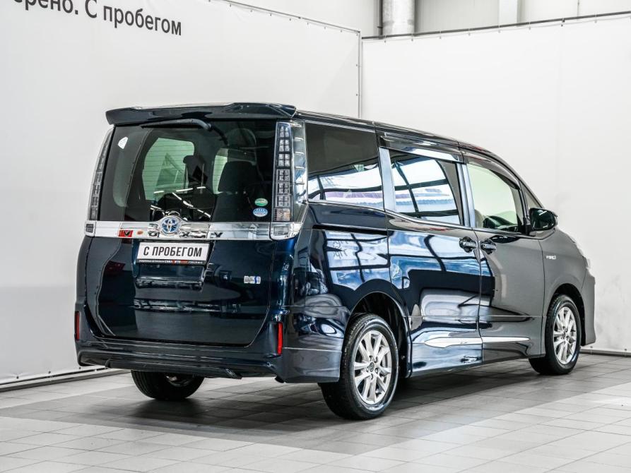 Toyota Voxy III (R80) Красноярск  - изображение 5