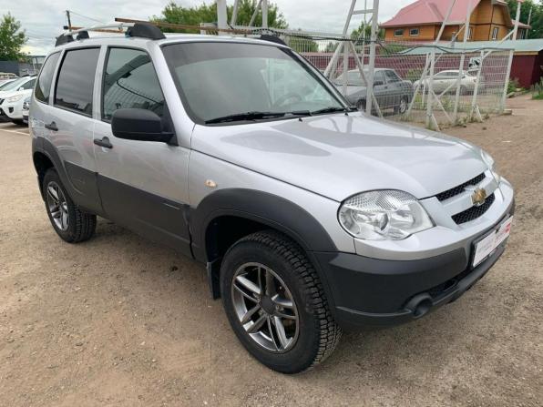Chevrolet Niva I Рестайлинг с пробегом 2019 года, цена 787 734 рубля, 93900 км, внедорожник, Автокод Объявления