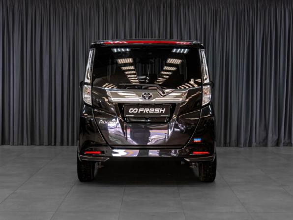 Toyota Roomy I Рестайлинг с пробегом 2021 года, цена 1 399 000 рублей, 104774 км, микровэн, Автокод Объявления