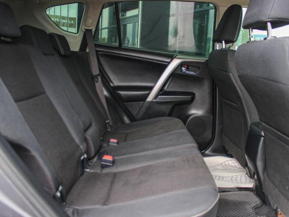 Toyota RAV4 IV (XA40) Рестайлинг с пробегом 2016 года, цена 1 720 100 рублей, 230000 км, внедорожник, Автокод Объявления