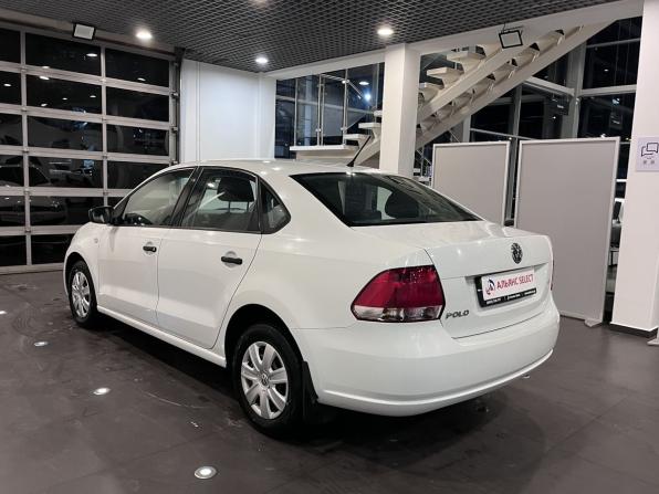 Volkswagen Polo V с пробегом 2015 года, цена 820 000 рублей, 190617 км, седан, Автокод Объявления