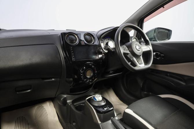 Nissan Note II Рестайлинг с пробегом 2017 года, цена 1 299 000 рублей, 112003 км, хэтчбек, Автокод Объявления