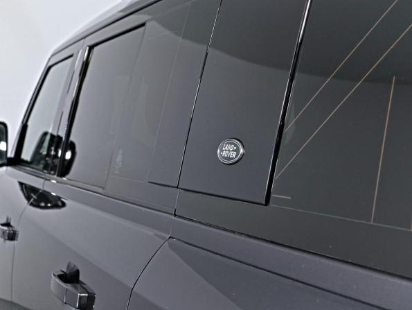 Land Rover Defender II с пробегом 2021 года, цена 4 150 000 рублей, 240275 км, внедорожник, Автокод Объявления