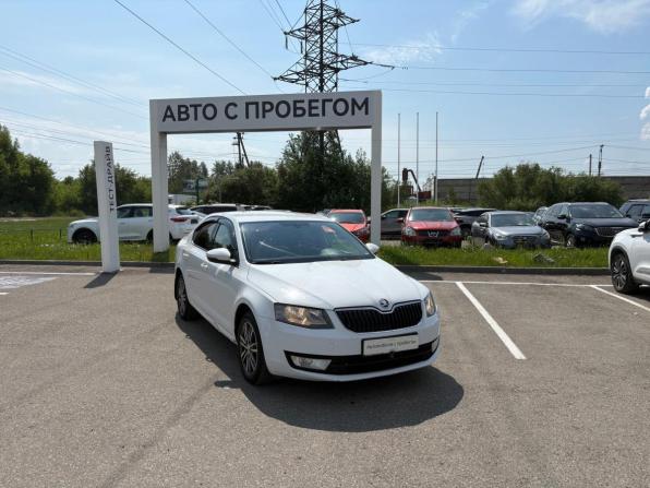 Skoda Octavia III (A7) с пробегом 2014 года, цена 725 000 рублей, 329404 км, лифтбек, Автокод Объявления