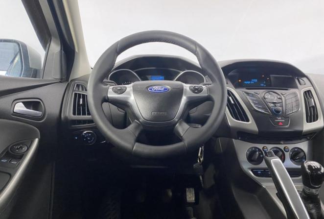 Ford Focus III с пробегом 2012 года, цена 645 000 рублей, 264536 км, седан, Автокод Объявления
