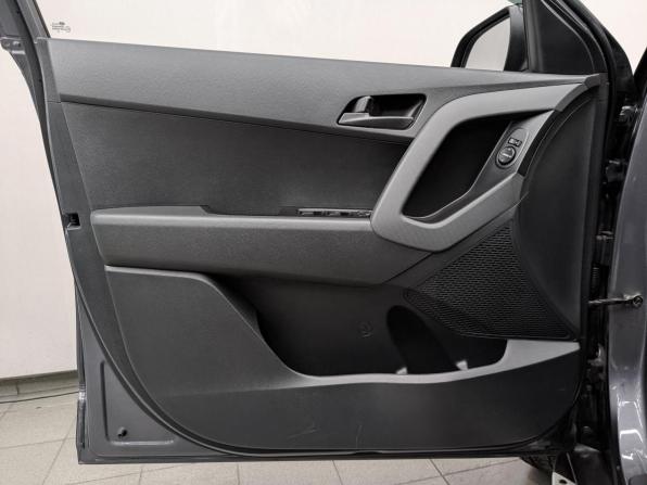 Hyundai Creta I Рестайлинг с пробегом 2021 года, цена 2 050 000 рублей, 55064 км, внедорожник, Автокод Объявления