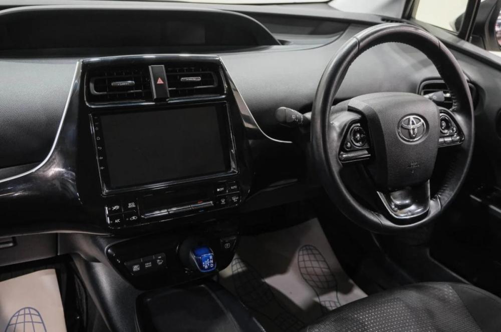 Toyota Prius IV Рестайлинг (XW50) Новокузнецк  - изображение 21