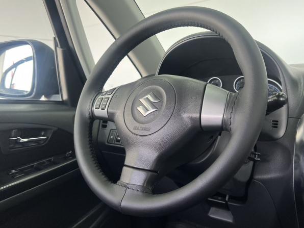 Suzuki SX4 I (Classic) Рестайлинг с пробегом 2010 года, цена 770 000 рублей, 143548 км, седан, Автокод Объявления