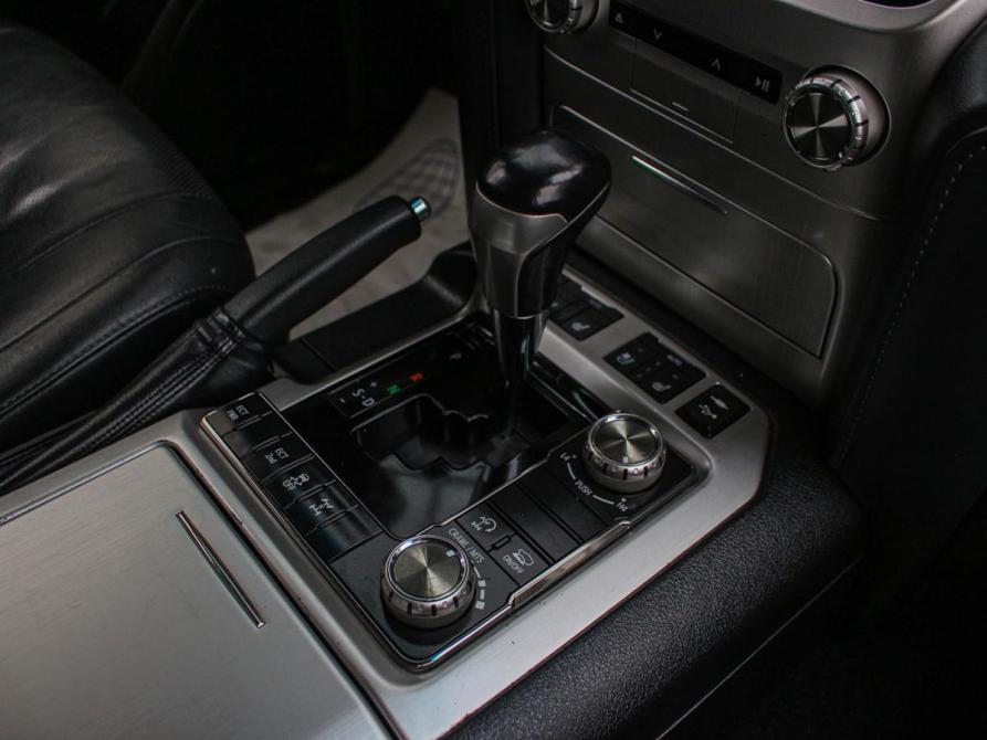 Toyota Land Cruiser 200 Series Рестайлинг 2 Калуга  - изображение 11