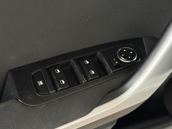 Kia Ceed III с пробегом 2019 года, цена 1 780 000 рублей, 122200 км, хэтчбек, Автокод Объявления