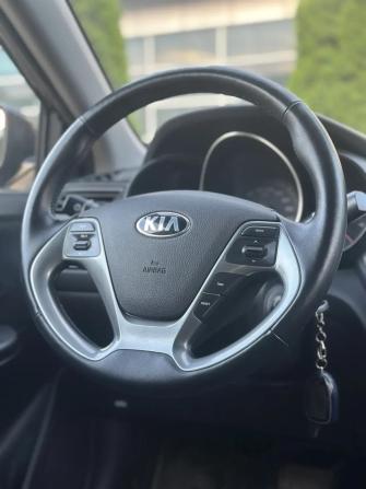 Kia Rio III Рестайлинг с пробегом 2017 года, цена 1 120 000 рублей, 175000 км, седан, Автокод Объявления