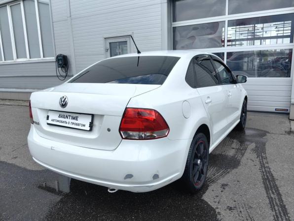 Volkswagen Polo V с пробегом 2013 года, цена 599 000 рублей, 270000 км, седан, Автокод Объявления