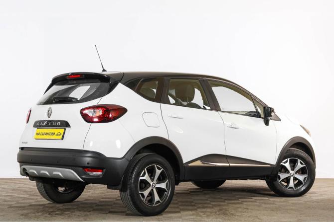 Renault Kaptur I с пробегом 2018 года, цена 1 379 000 рублей, 178300 км, внедорожник, Автокод Объявления