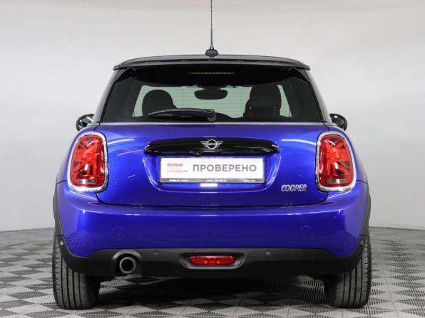 Mini Hatch III (F55/F56) Рестайлинг с пробегом 2021 года, цена 2 440 000 рублей, 48000 км, хэтчбек, Автокод Объявления