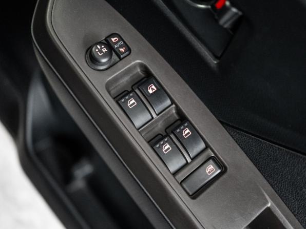 Toyota Roomy I Рестайлинг с пробегом 2021 года, цена 905 000 рублей, 152000 км, микровэн, Автокод Объявления