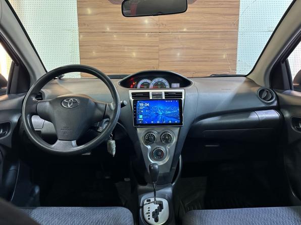 Toyota Yaris II с пробегом 2007 года, цена 599 900 рублей, 200212 км, седан, Автокод Объявления