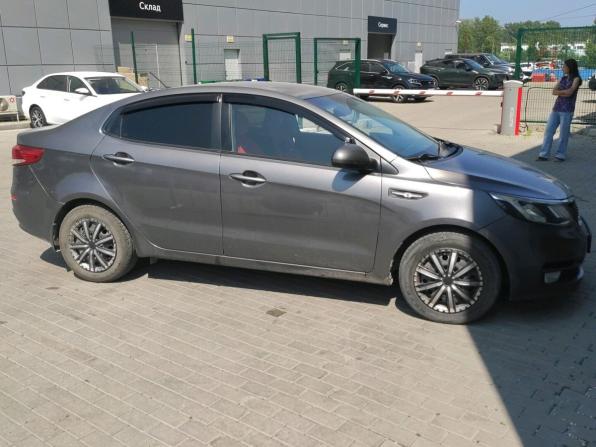 Kia Rio III Рестайлинг с пробегом 2015 года, цена 870 000 рублей, 34133 км, седан, Автокод Объявления