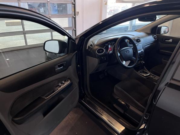 Ford Focus II Рестайлинг с пробегом 2008 года, цена 588 000 рублей, 250023 км, хэтчбек, Автокод Объявления