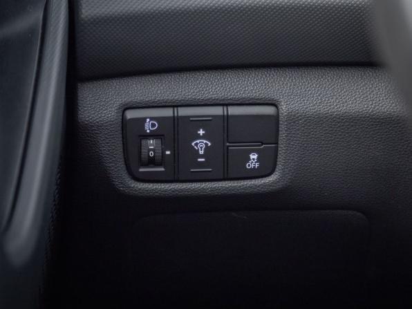 Hyundai Creta I с пробегом 2019 года, цена 2 035 000 рублей, 98800 км, внедорожник, Автокод Объявления
