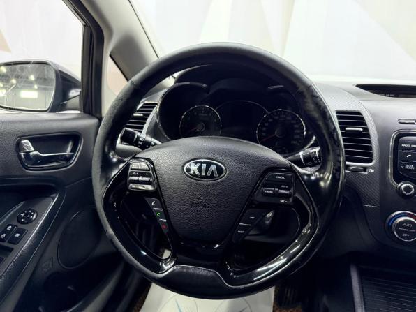Kia Cerato III Рестайлинг (Classic) с пробегом 2017 года, цена 1 660 000 рублей, 141853 км, седан, Автокод Объявления