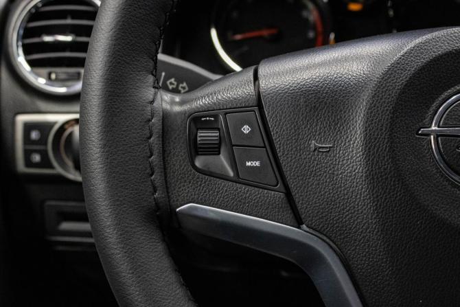 Opel Antara I с пробегом 2011 года, цена 799 000 рублей, 192366 км, внедорожник, Автокод Объявления