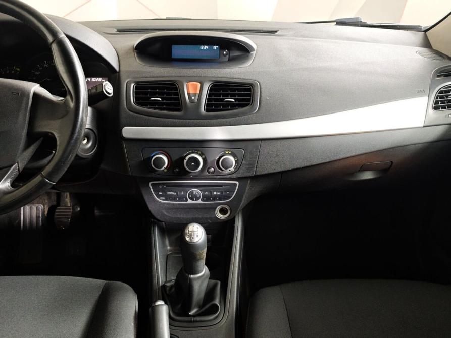 Renault Megane III Москва  - изображение 15