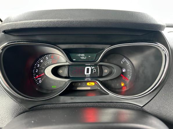 Renault Kaptur I с пробегом 2017 года, цена 1 499 000 рублей, 110300 км, внедорожник, Автокод Объявления