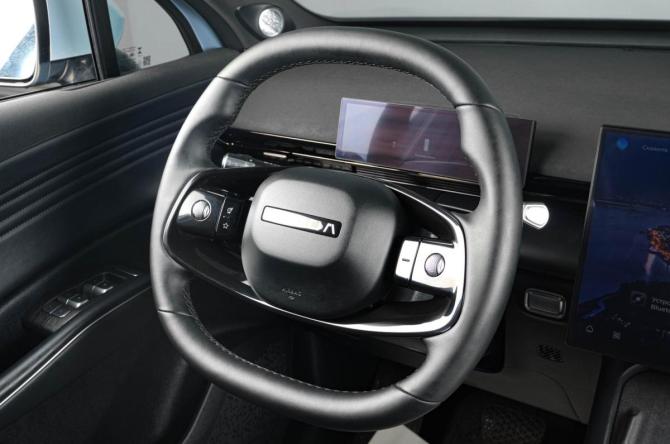 Omoda C7 с пробегом 2025 года, цена 2 599 000 рублей, 19000 км, внедорожник, Автокод Объявления