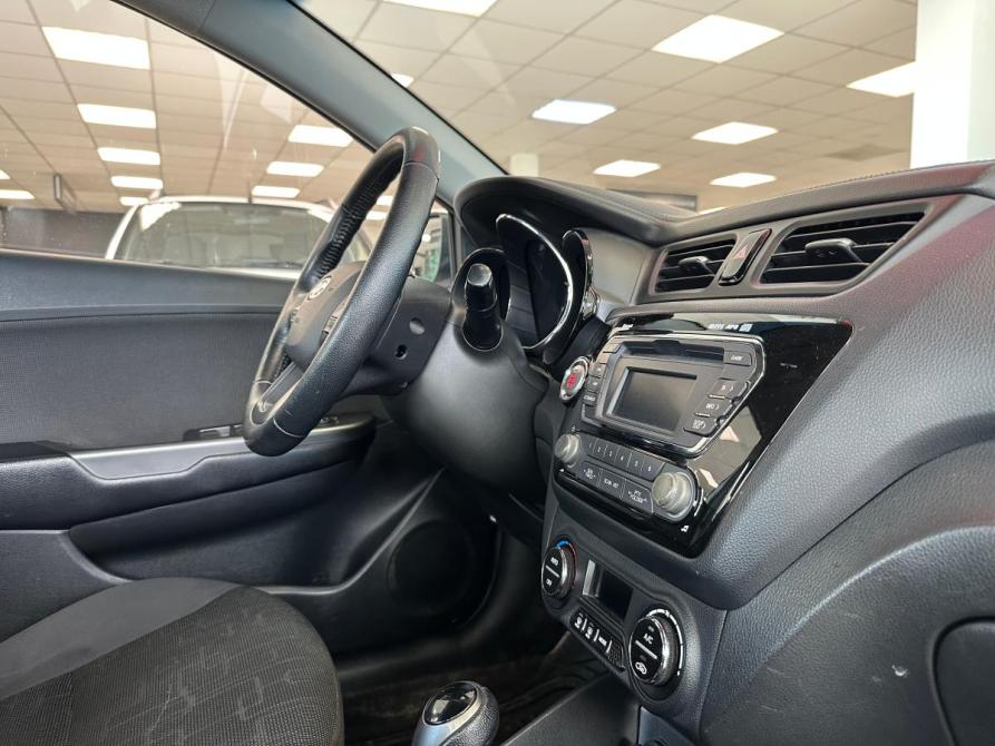 Kia Rio III Москва  - изображение 12