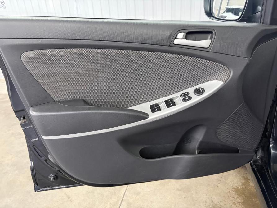 Hyundai Solaris I Краснодар  - изображение 13