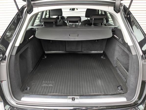 Audi A4 V (B9) с пробегом 2018 года, цена 2 950 000 рублей, 90059 км, универсал, Автокод Объявления
