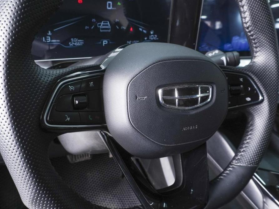 Geely Coolray I Рестайлинг Ростов-на-Дону  - изображение 13