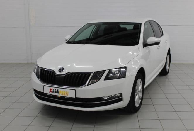 Skoda Octavia III (A7) Рестайлинг с пробегом 2018 года, цена 1 730 000 рублей, 88653 км, лифтбек, Автокод Объявления