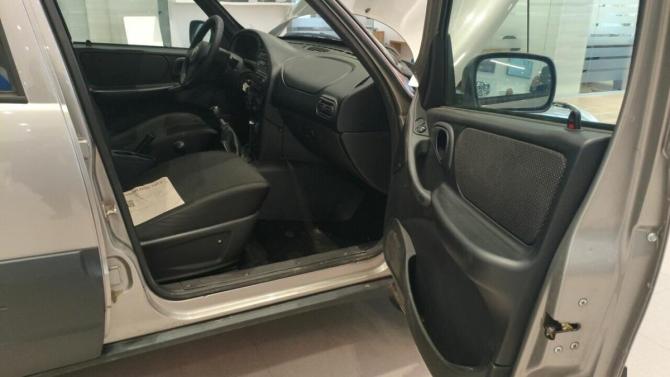 Chevrolet Niva I Рестайлинг с пробегом 2018 года, цена 670 000 рублей, 75306 км, внедорожник, Автокод Объявления