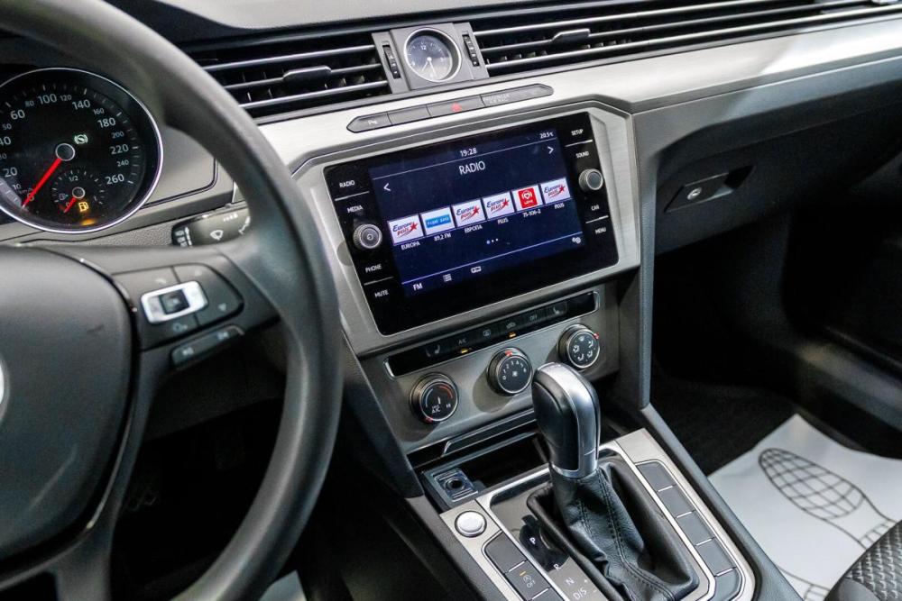 Volkswagen Passat B8 Ульяновск  - изображение 19