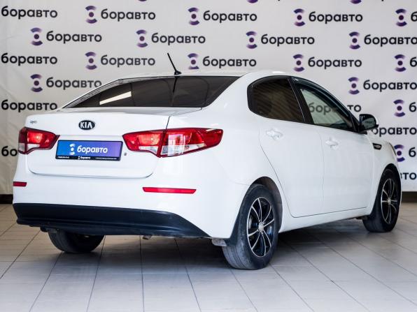 Kia Rio III Рестайлинг с пробегом 2016 года, цена 880 000 рублей, 207700 км, седан, Автокод Объявления