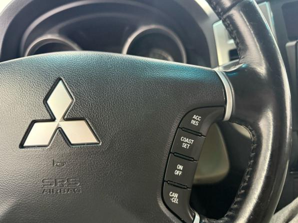 Mitsubishi Pajero IV Рестайлинг 2 с пробегом 2017 года, цена 3 249 000 рублей, 99700 км, внедорожник, Автокод Объявления