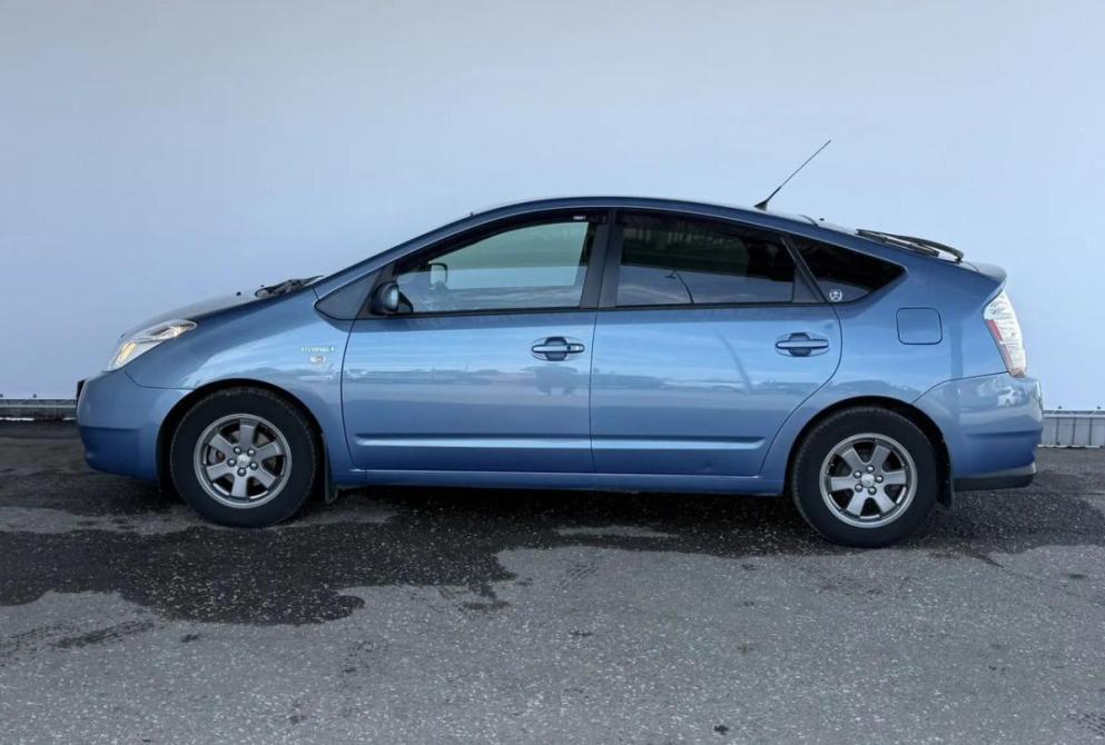 Toyota Prius II Рестайлинг (XW20) Киров  - изображение 9