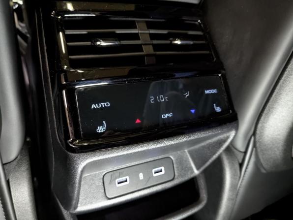 Geely Monjaro I с пробегом 2024 года, цена 3 585 000 рублей, 33556 км, внедорожник, Автокод Объявления