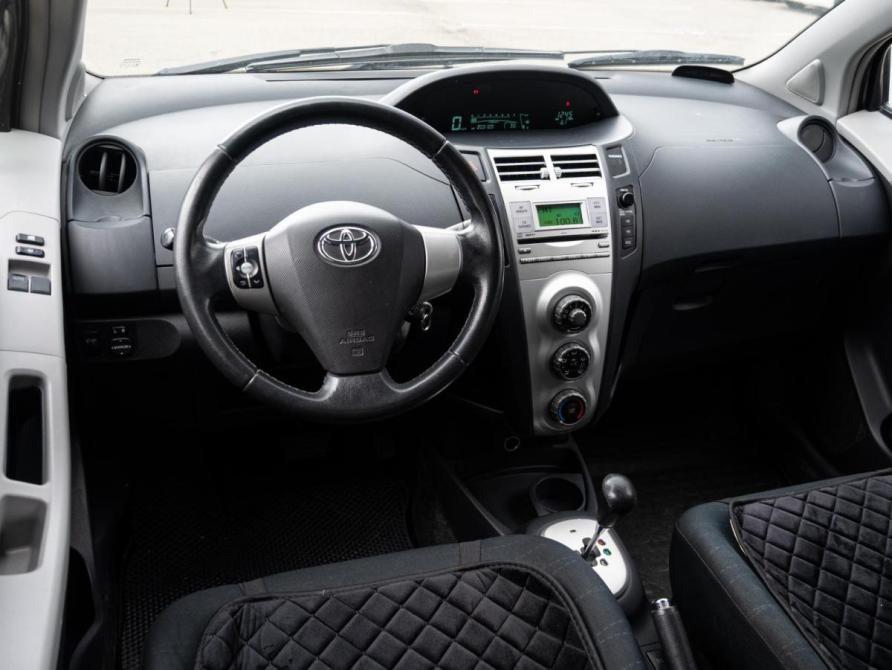 Toyota Yaris II Краснодар  - изображение 6