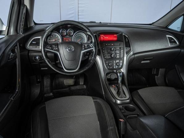 Opel Astra J Рестайлинг с пробегом 2012 года, цена 865 000 рублей, 138443 км, хэтчбек, Автокод Объявления