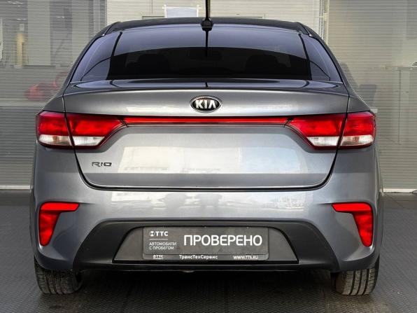 Kia Rio IV с пробегом 2018 года, цена 1 020 000 рублей, 100883 км, седан, Автокод Объявления