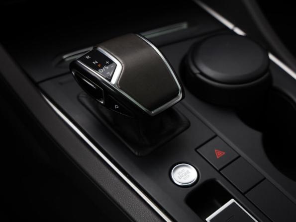 Volkswagen Touareg III с пробегом 2018 года, цена 4 749 000 рублей, 83286 км, внедорожник, Автокод Объявления