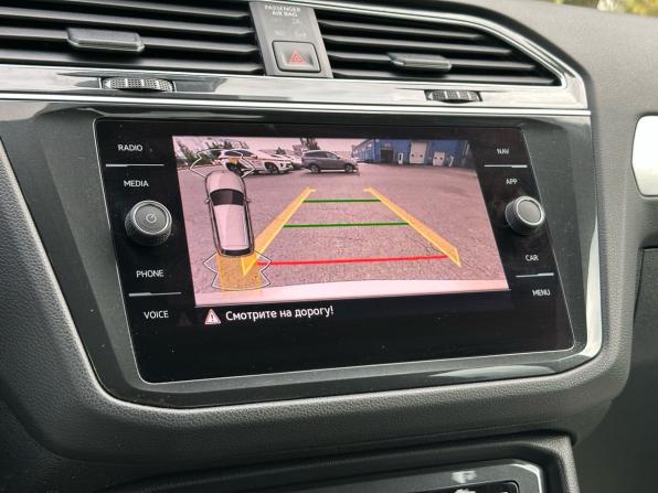 Volkswagen Tiguan II Рестайлинг с пробегом 2021 года, цена 2 469 000 рублей, 114293 км, внедорожник, Автокод Объявления