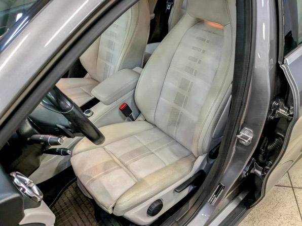 Mercedes-Benz GLA I (X156) Рестайлинг с пробегом 2018 года, цена 2 480 000 рублей, 114718 км, внедорожник, Автокод Объявления