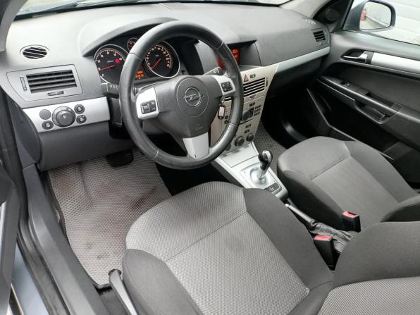 Opel Astra H Рестайлинг с пробегом 2011 года, цена 329 000 рублей, 253917 км, универсал, Автокод Объявления