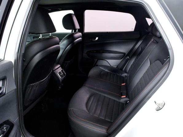 Kia Optima IV Рестайлинг с пробегом 2018 года, цена 1 998 000 рублей, 132838 км, седан, Автокод Объявления
