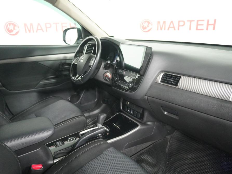 Mitsubishi Outlander III Рестайлинг 2 Вологда  - изображение 10