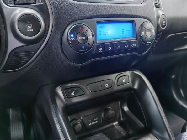 Hyundai ix35 I Рестайлинг с пробегом 2014 года, цена 1 650 000 рублей, 178000 км, внедорожник, Автокод Объявления