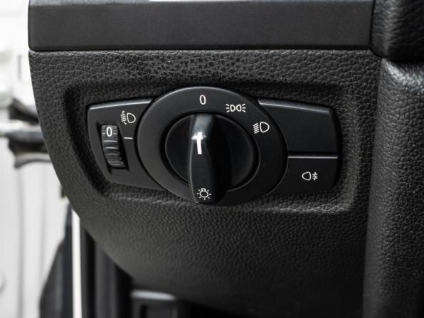 BMW 1 серии I (E81/E82/E87/E88) Рестайлинг с пробегом 2009 года, цена 743 000 рублей, 276375 км, хэтчбек, Автокод Объявления